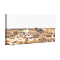 Wynwood Studio Animals Wall Art Canvas Prints 'Southwest Horses' ’животни на фарми - кафеава, бела боја